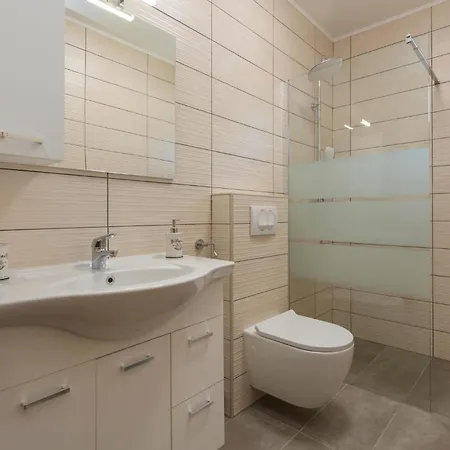 3 Bedroom Stunning In * Raša
